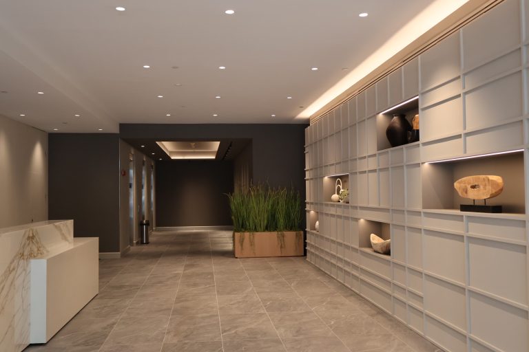 feature wall at 4 Columbus Circle lobby